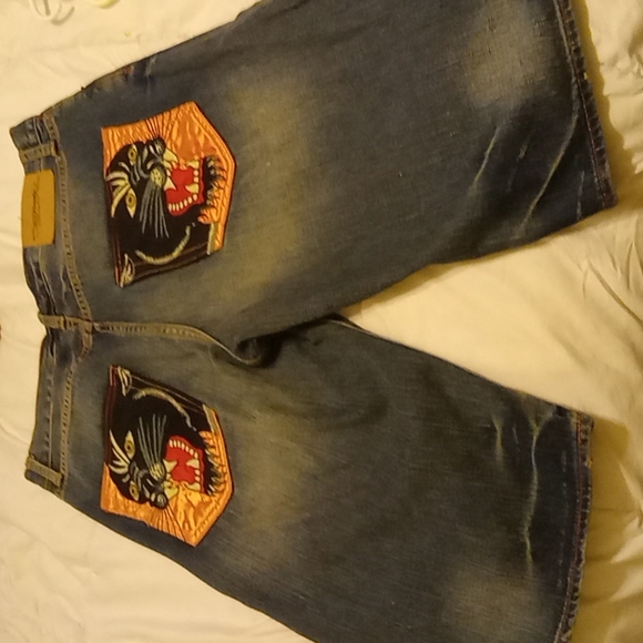 Ed Hardy Shorts - Picture 1 of 3